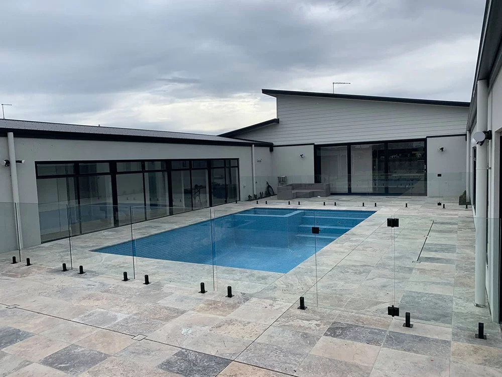 Glass pool fencing