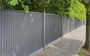 Colorbond vs timber fencing